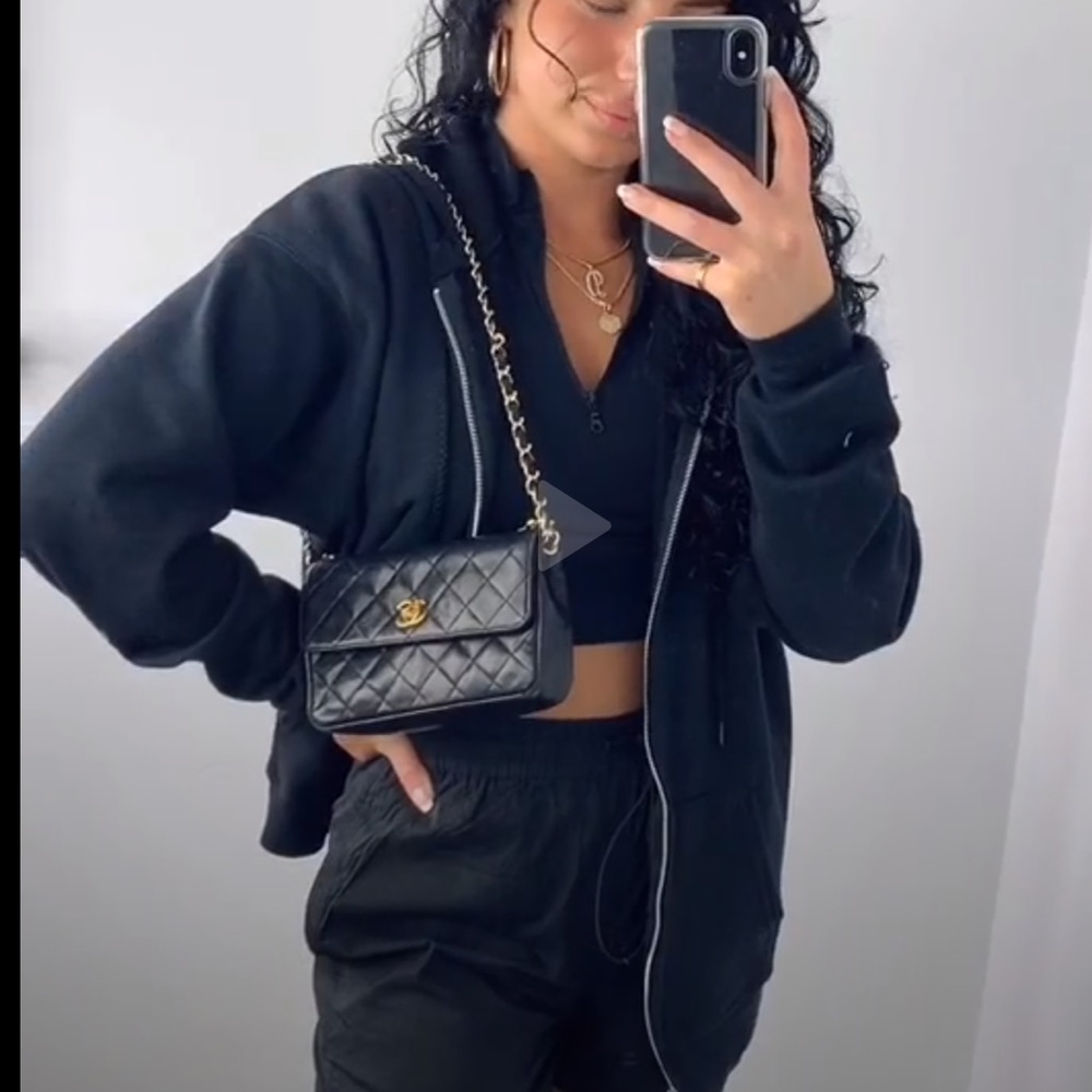 Meet your Posher, Rebecca